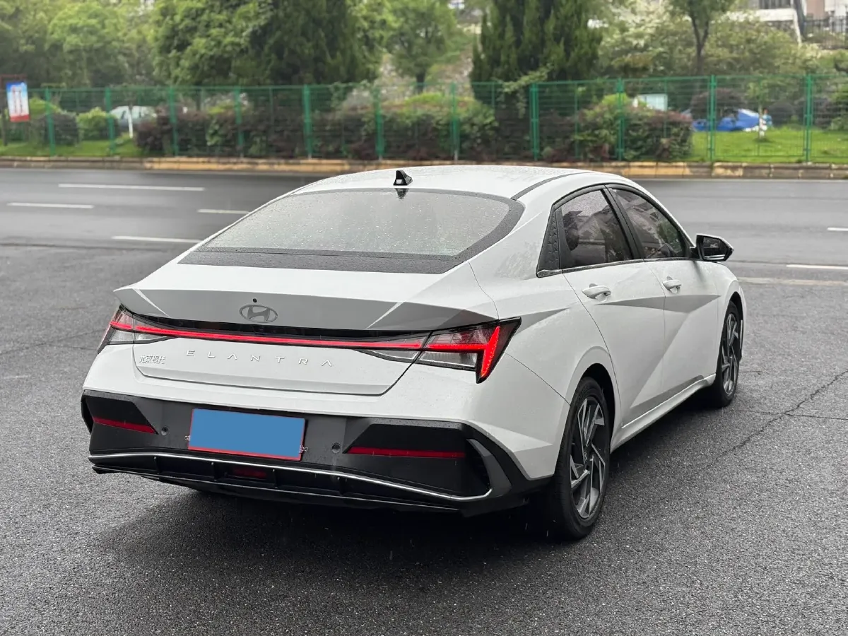 2023 Hyundai Elantra 1.5L 115HP L4 CVT,autocango,china used car exporter,china ev exporter,chinese used car exporter,chinese used ev exporter