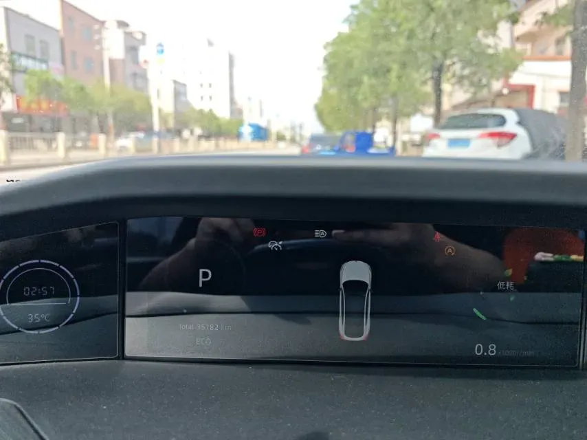 2022 ChangAn UNI-V 1.5T 188HP L4 7DCT,autocango,china used car exporter,china ev exporter,chinese used car exporter,chinese used ev exporter