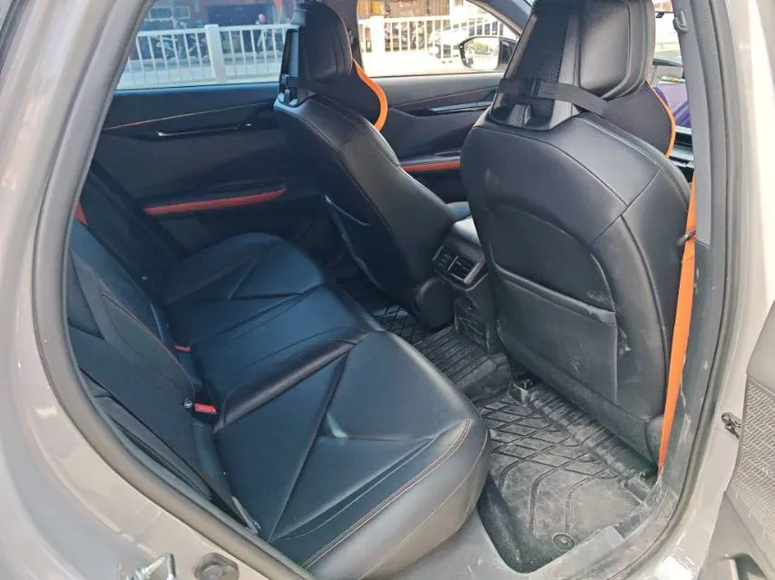 2022 ChangAn UNI-V 1.5T 188HP L4 7DCT,autocango,china used car exporter,china ev exporter,chinese used car exporter,chinese used ev exporter