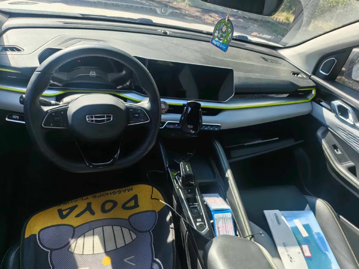 2022 Geely Coolray 1.5T 181HP L4 7DCT,autocango,china used car exporter,china ev exporter,chinese used car exporter,chinese used ev exporter