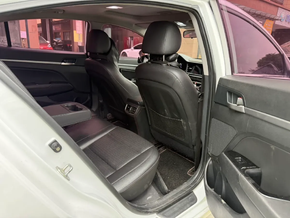 2019 Hyundai Elantra 1.5L 115HP L4 CVT,autocango,china used car exporter,china ev exporter,chinese used car exporter,chinese used ev exporter