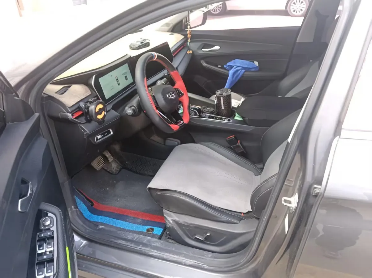 2022 Geely Binray 1.5T 181HP L4 7DCT,autocango,china used car exporter,china ev exporter,chinese used car exporter,chinese used ev exporter