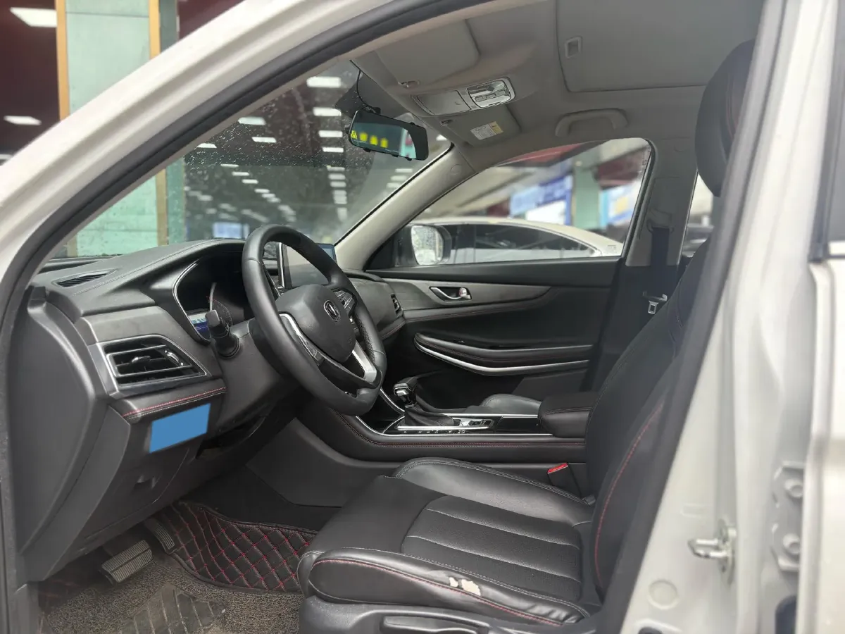 2021 ChangAn CS75 1.5T 178HP L4 7DCT,autocango,china used car exporter,china ev exporter,chinese used car exporter,chinese used ev exporter