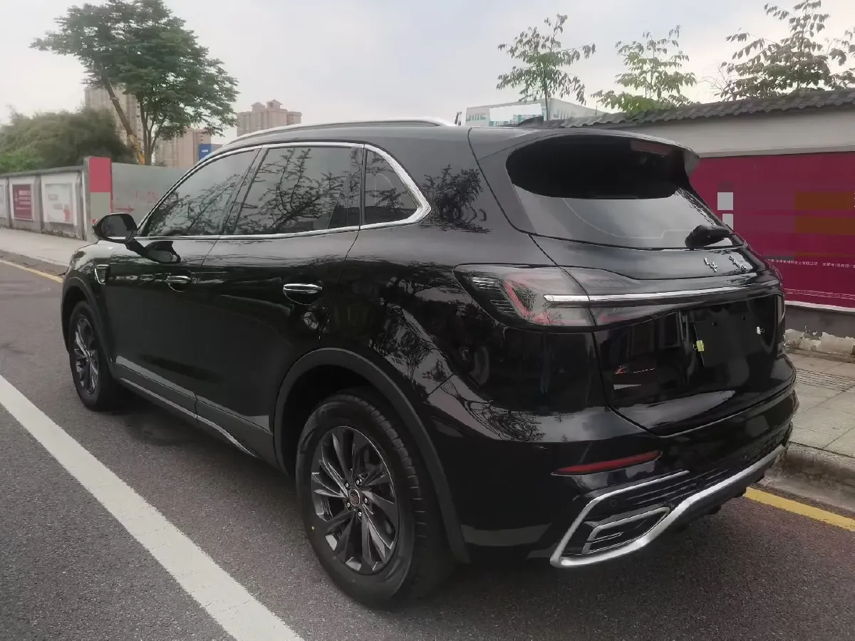 2025 HongQi HS5 2.0T 252HP L4 8AT,autocango,china used car exporter,china ev exporter,chinese used car exporter,chinese used ev exporter