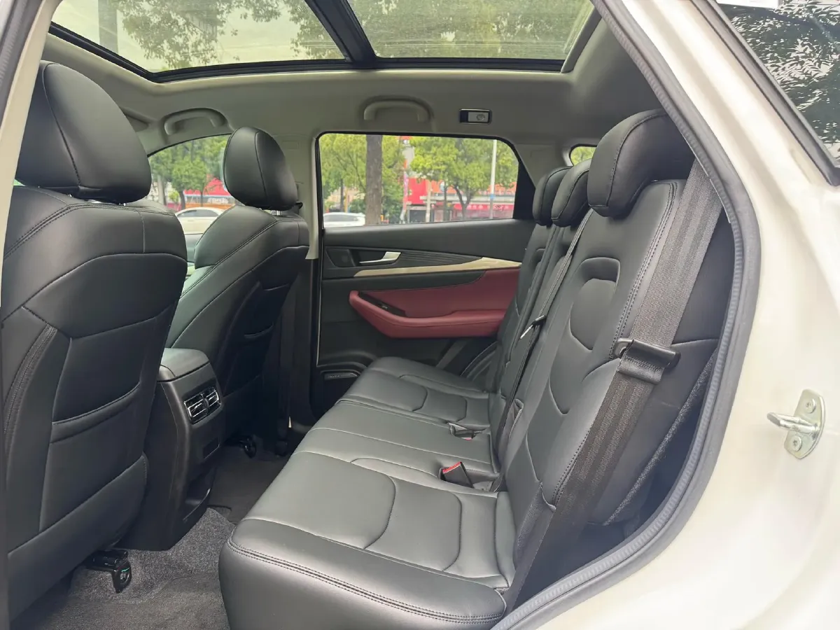 2023 Jetour X70 1.5T 156HP L4 6DCT,autocango,china used car exporter,china ev exporter,chinese used car exporter,chinese used ev exporter