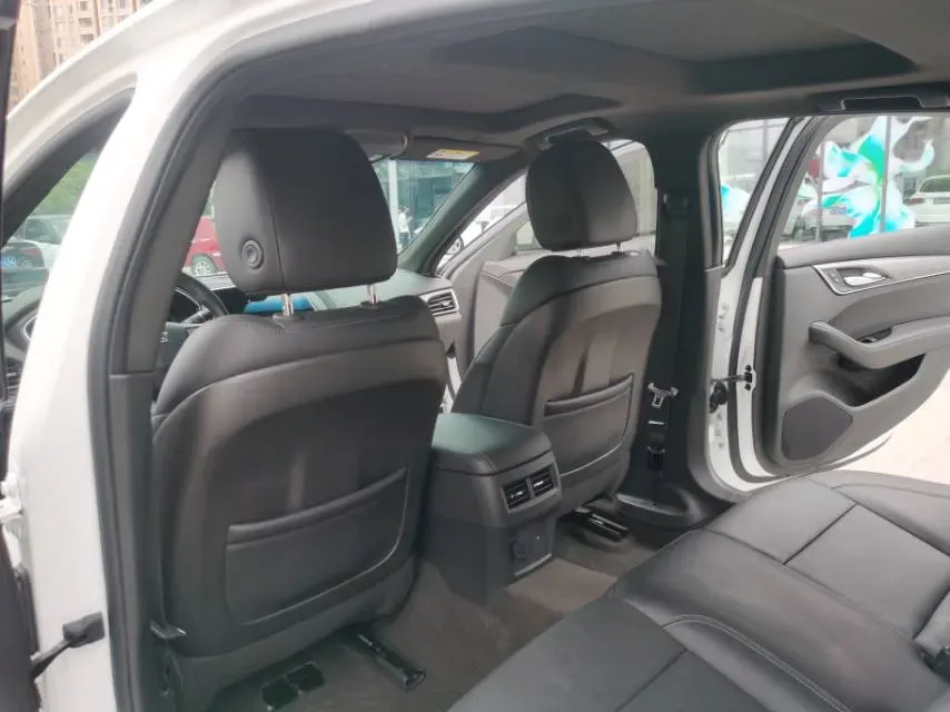 2022 Cadillac CT5 2.0T 237HP L4 10AT,autocango,china used car exporter,china ev exporter,chinese used car exporter,chinese used ev exporter