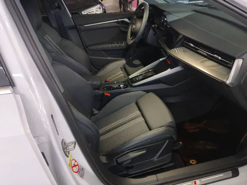 2024 Audi A3 1.4T 150HP L4 7DCT,autocango,china used car exporter,china ev exporter,chinese used car exporter,chinese used ev exporter