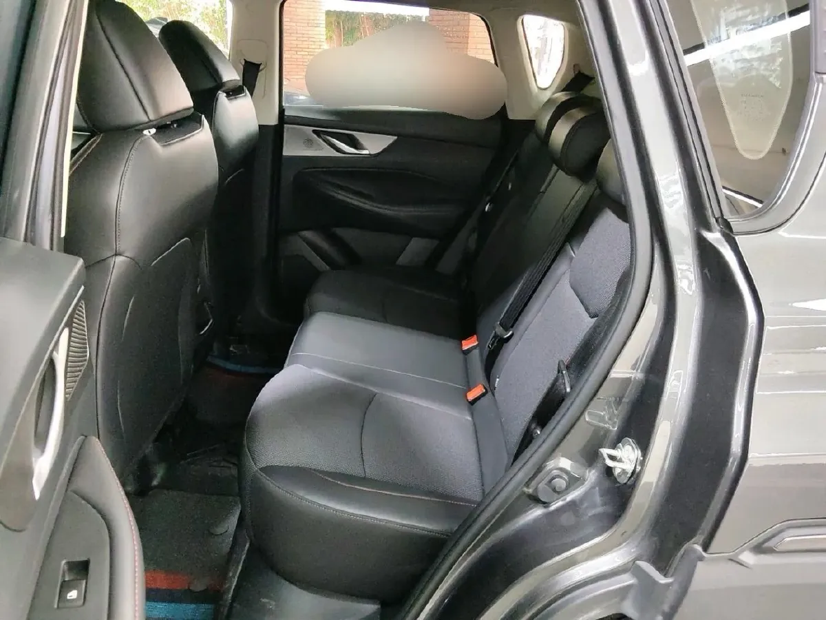 2023 ChangAn CS35 Plus 1.4T 160HP L4 7DCT,autocango,china used car exporter,china ev exporter,chinese used car exporter,chinese used ev exporter