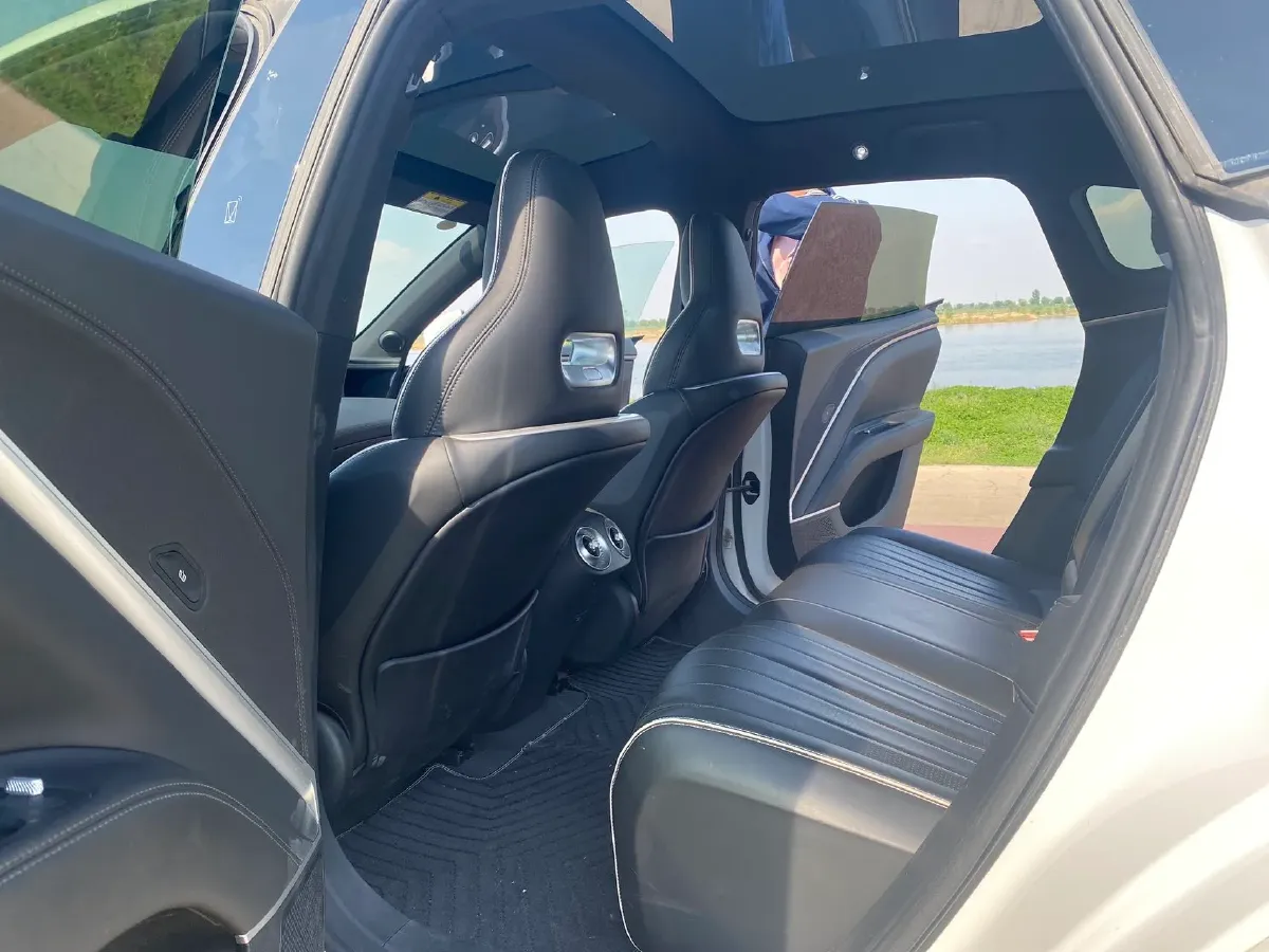 2023 Avatr 11 BEV 116.79KWH,autocango,china used car exporter,china ev exporter,chinese used car exporter,chinese used ev exporter