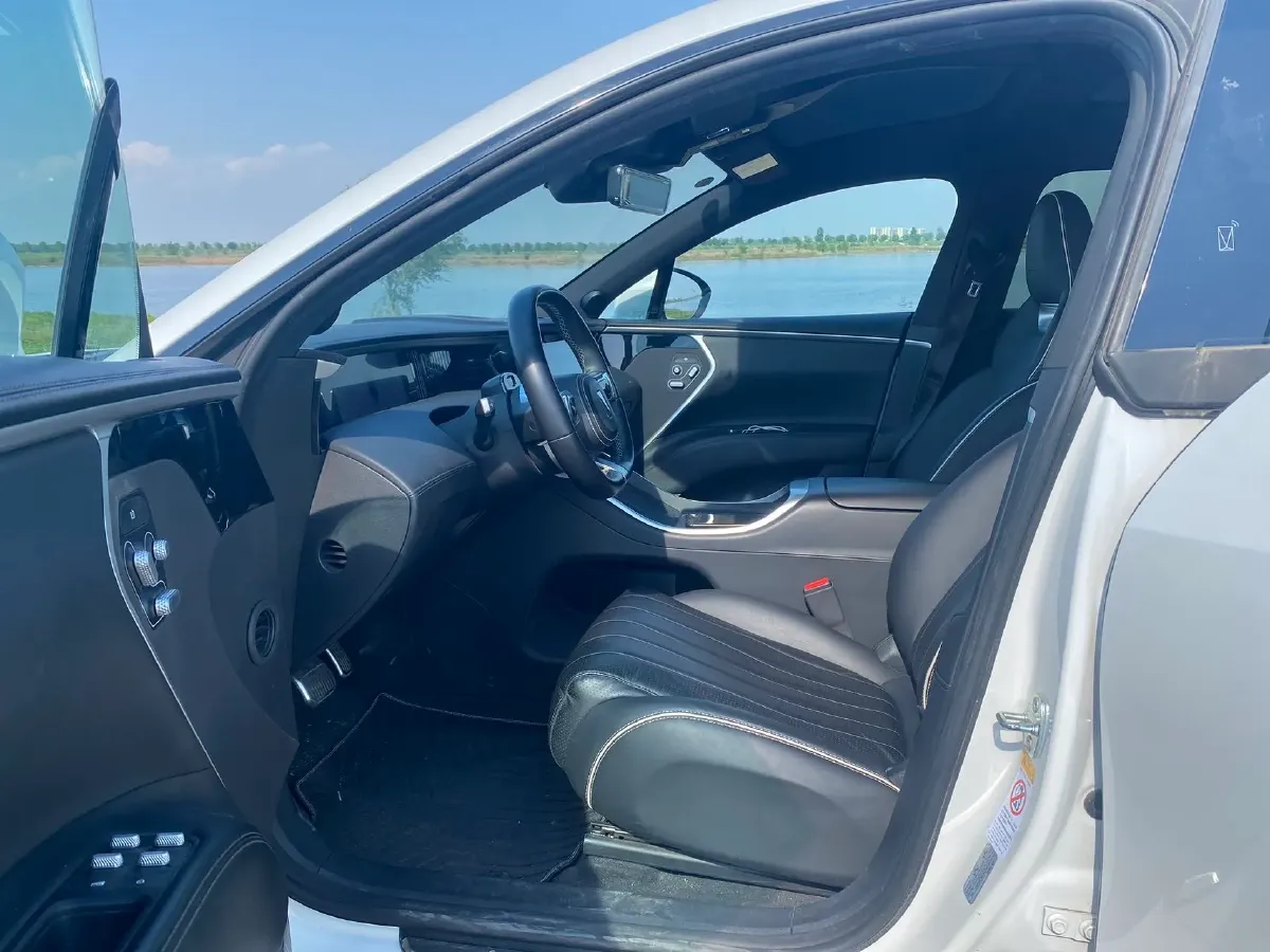 2023 Avatr 11 BEV 116.79KWH,autocango,china used car exporter,china ev exporter,chinese used car exporter,chinese used ev exporter