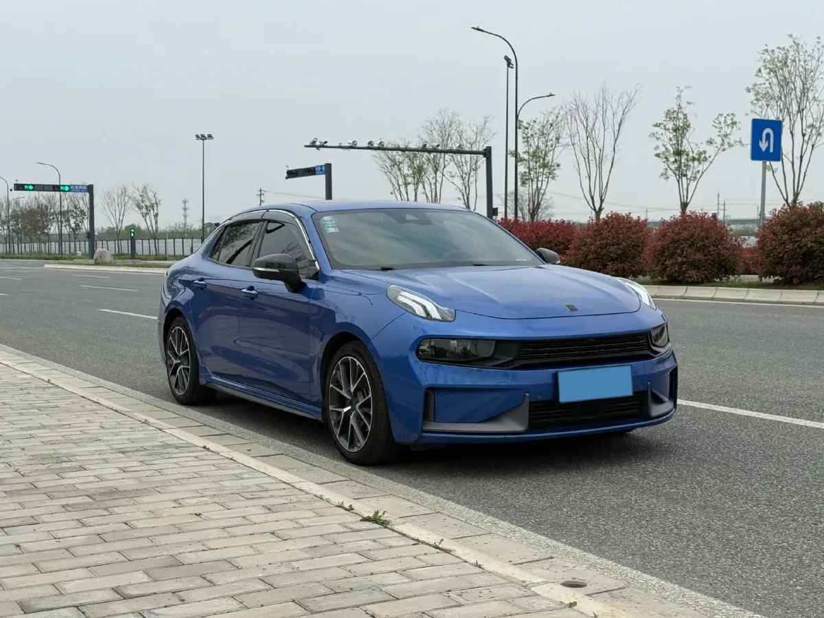 2018 Toyota C-HR 2.0L 171HP L4 CVT,autocango,china used car exporter,china ev exporter,chinese used car exporter,chinese used ev exporter