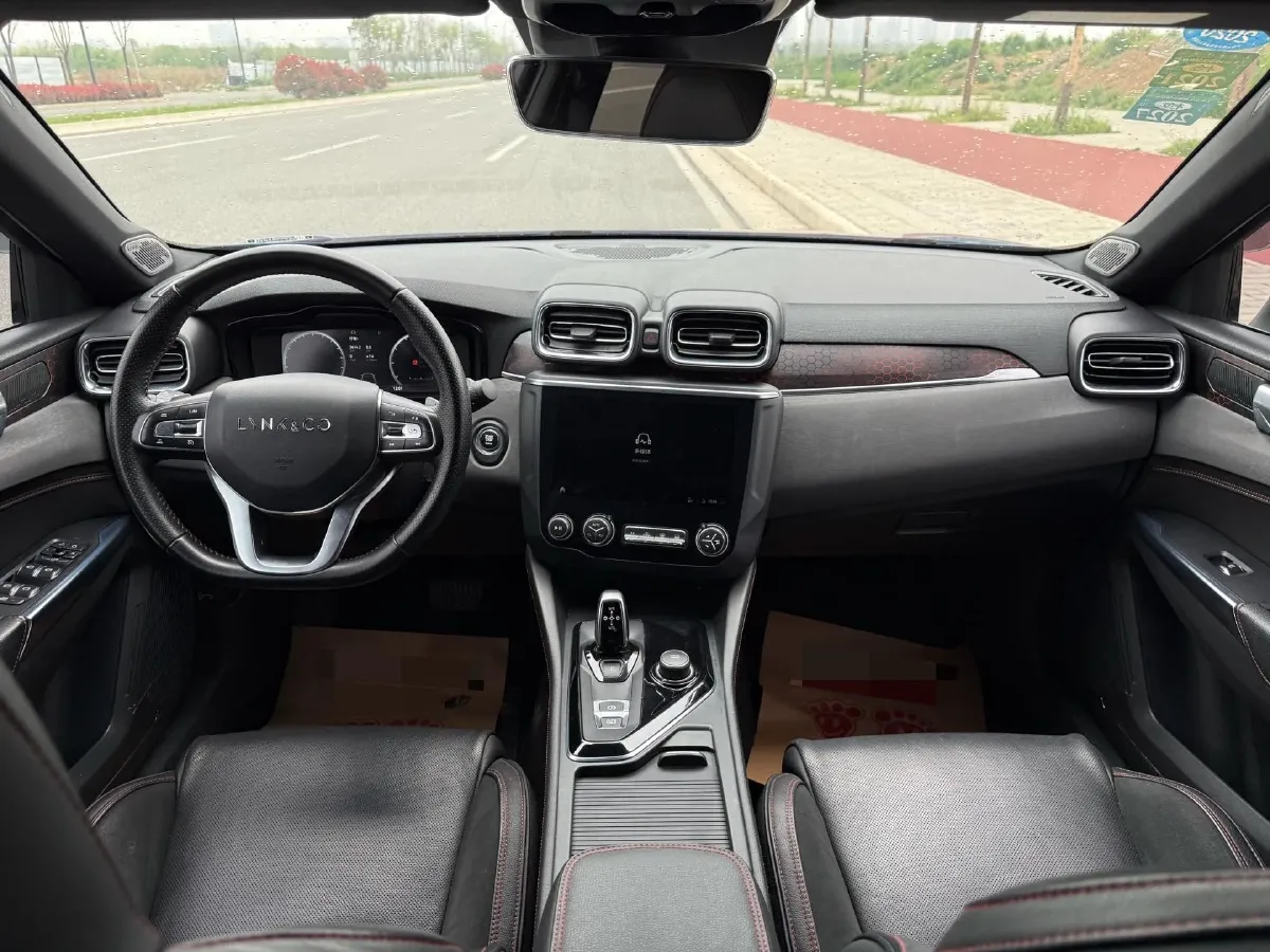 2018 Toyota C-HR 2.0L 171HP L4 CVT,autocango,china used car exporter,china ev exporter,chinese used car exporter,chinese used ev exporter