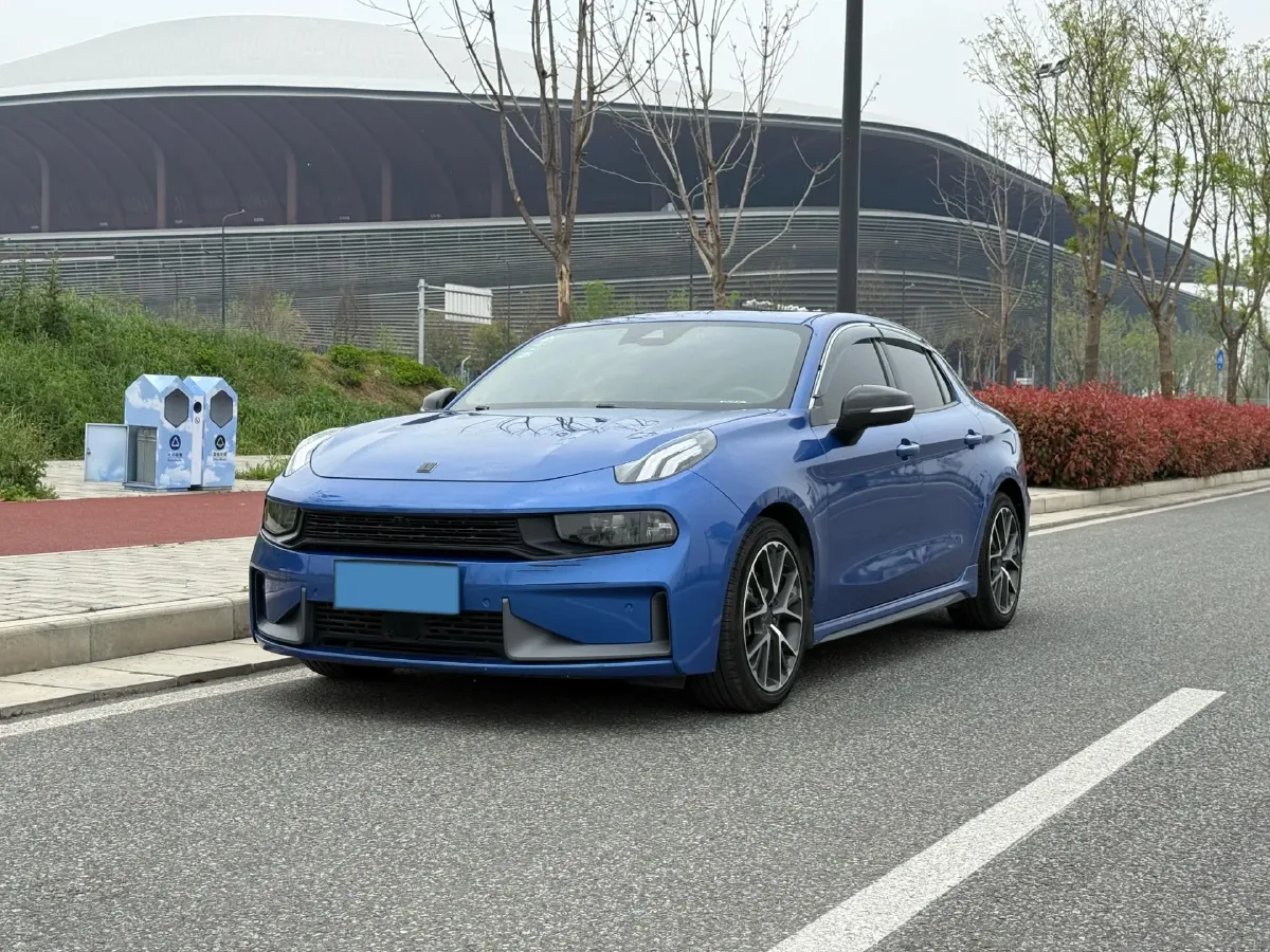 2018 Toyota C-HR 2.0L 171HP L4 CVT,autocango,china used car exporter,china ev exporter,chinese used car exporter,chinese used ev exporter