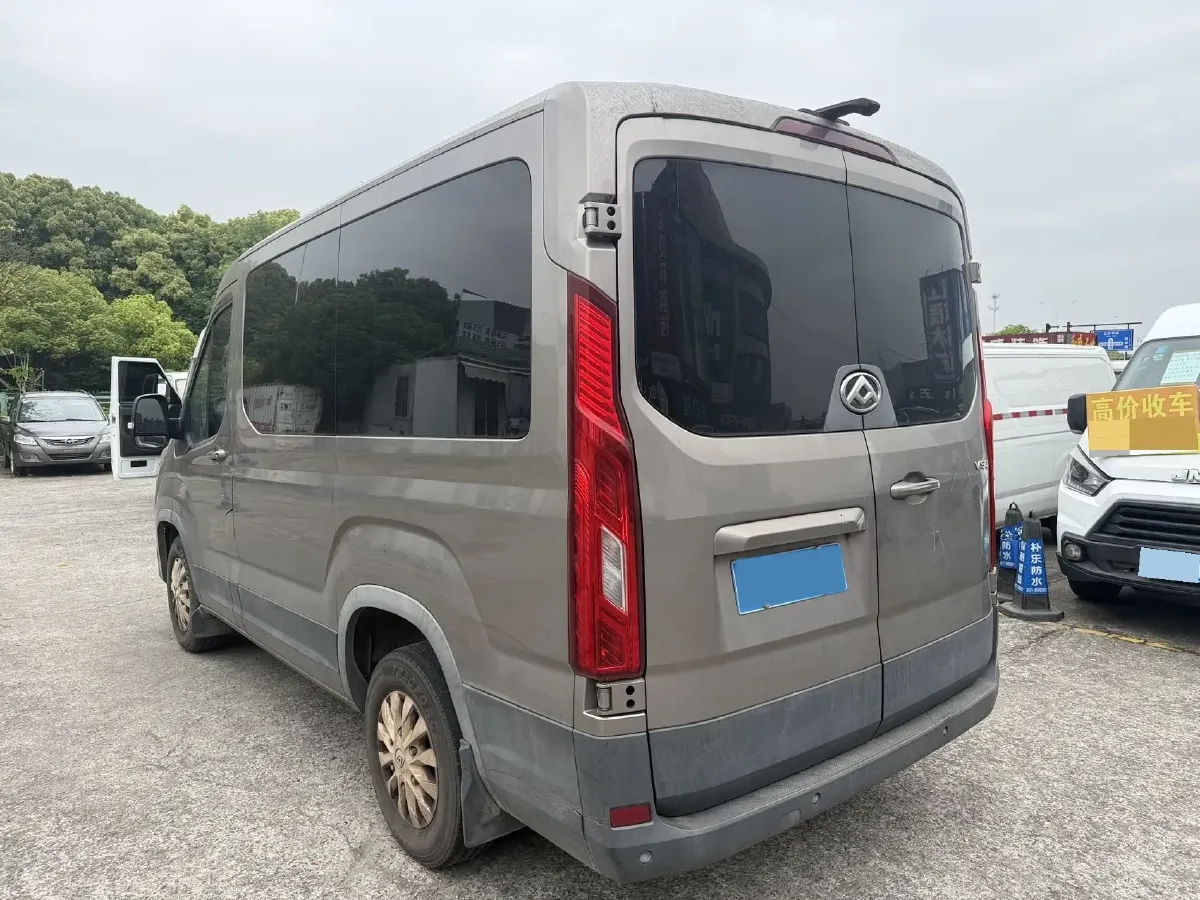2020 MAXUS XinTu V90 2.0T 148HP L4 6MT,autocango,china used car exporter,china ev exporter,chinese used car exporter,chinese used ev exporter