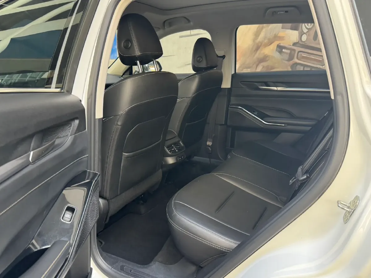 2021 Haval H6 1.5T 169HP L4 7DCT,autocango,china used car exporter,china ev exporter,chinese used car exporter,chinese used ev exporter