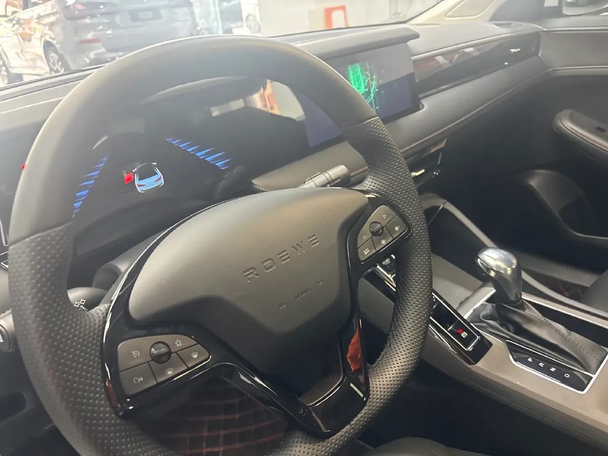 2024 Roewe i5 1.5L 129HP L4 CVT,autocango,china used car exporter,china ev exporter,chinese used car exporter,chinese used ev exporter