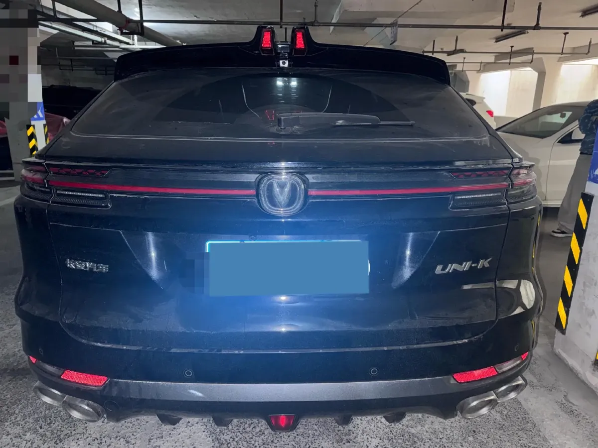 2021 ChangAn UNI-K 2.0T 233HP L4 8AT,autocango,china used car exporter,china ev exporter,chinese used car exporter,chinese used ev exporter