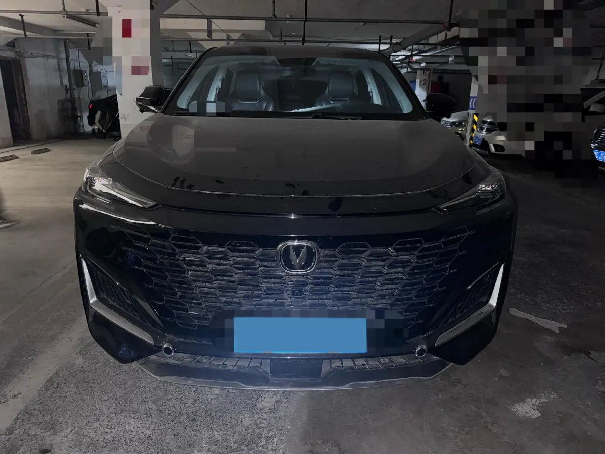 2021 ChangAn UNI-K 2.0T 233HP L4 8AT,autocango,china used car exporter,china ev exporter,chinese used car exporter,chinese used ev exporter