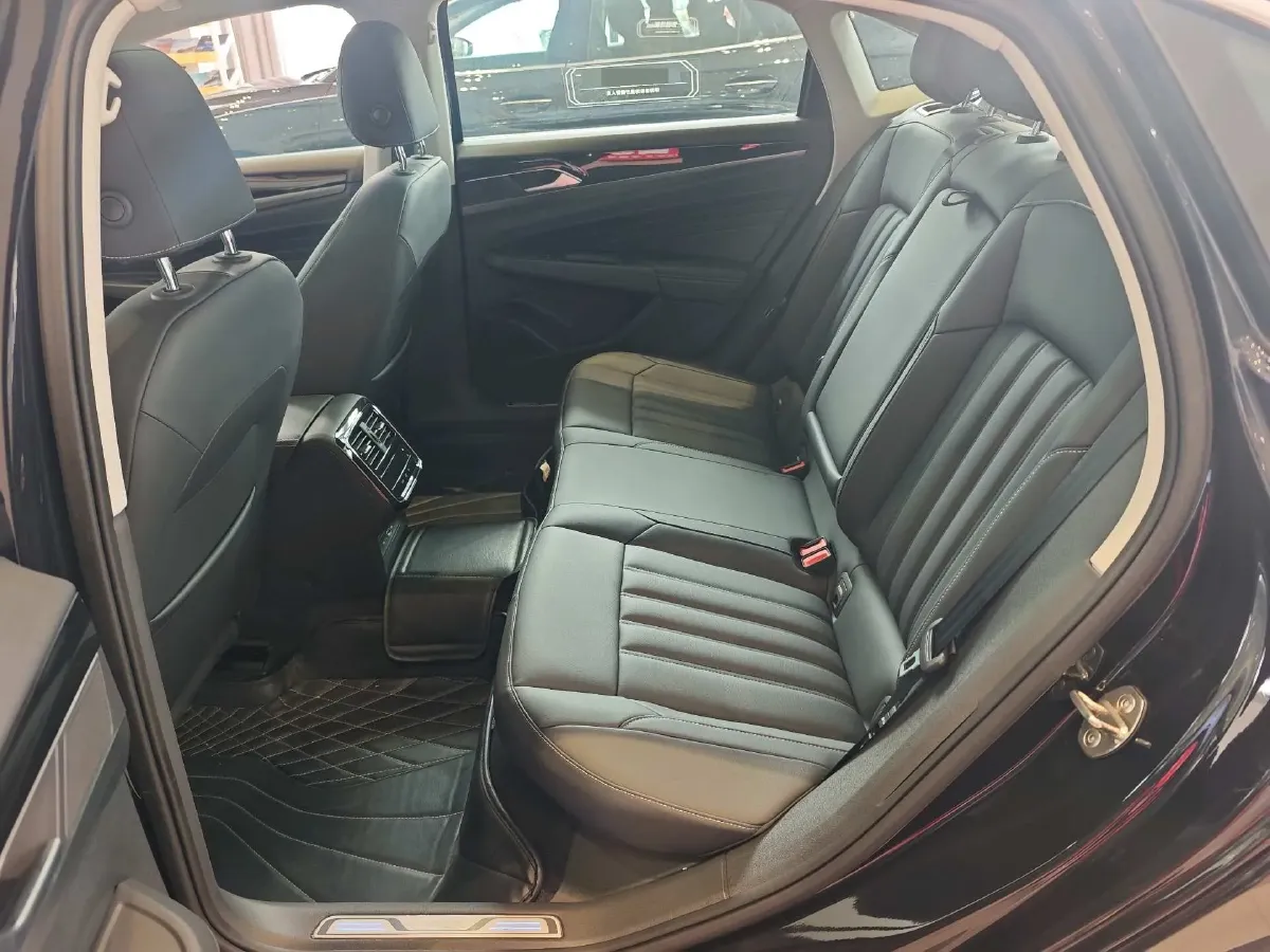 2025 Volkswagen Passat 1.4T 150HP L4 6DCT PHEV,autocango,china used car exporter,china ev exporter,chinese used car exporter,chinese used ev exporter