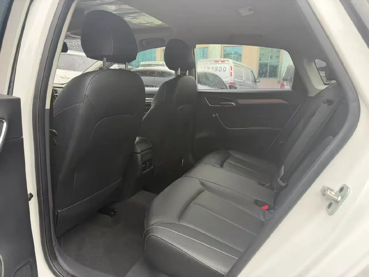 2019 Roewe i6 1.6L 125HP L4 CVT,autocango,china used car exporter,china ev exporter,chinese used car exporter,chinese used ev exporter