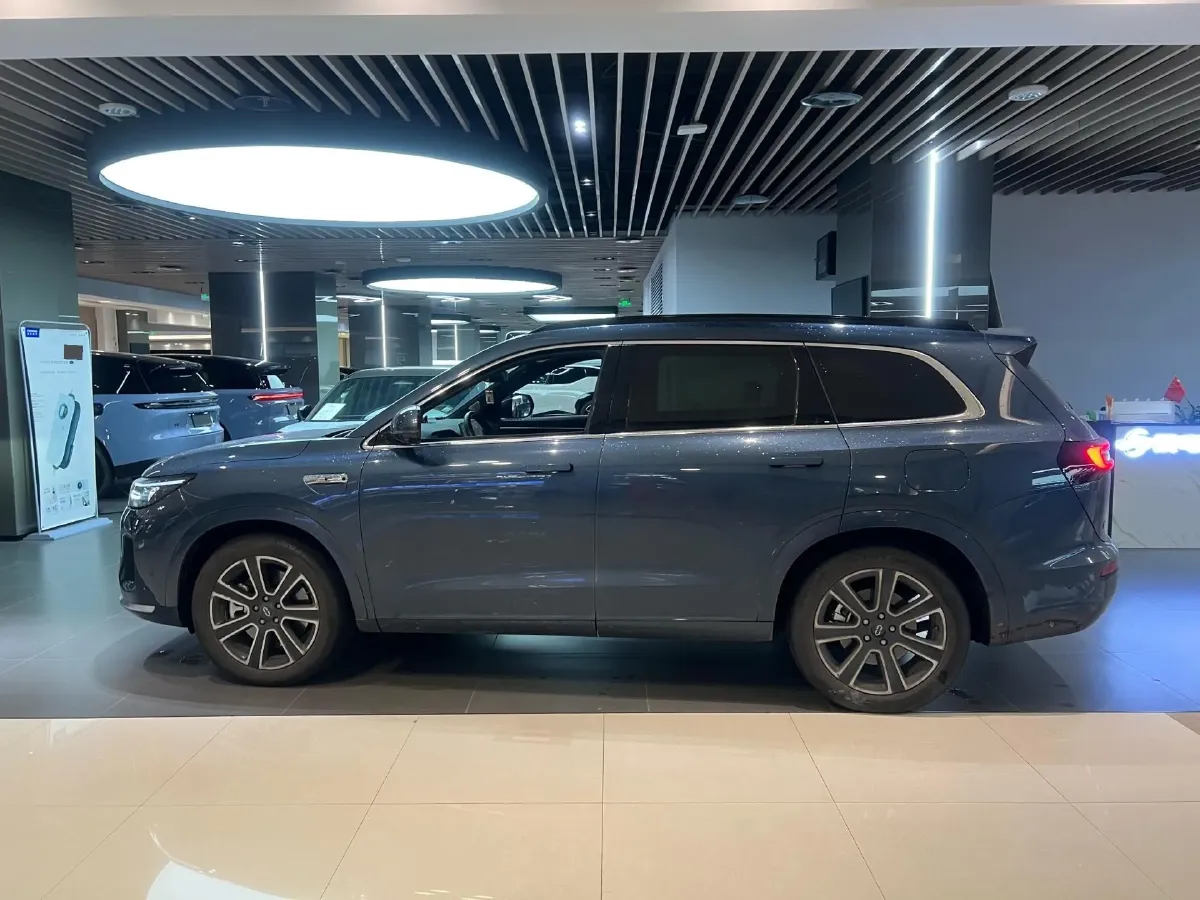 2024 AITO AITO M7 1.5T 152HP L4 REEV 42KWH,autocango,china used car exporter,china ev exporter,chinese used car exporter,chinese used ev exporter