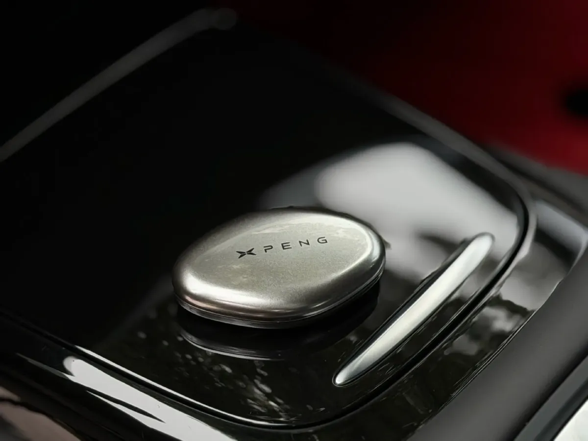 2021 Xpeng P7 BEV 83.1KWH,autocango,china used car exporter,china ev exporter,chinese used car exporter,chinese used ev exporter