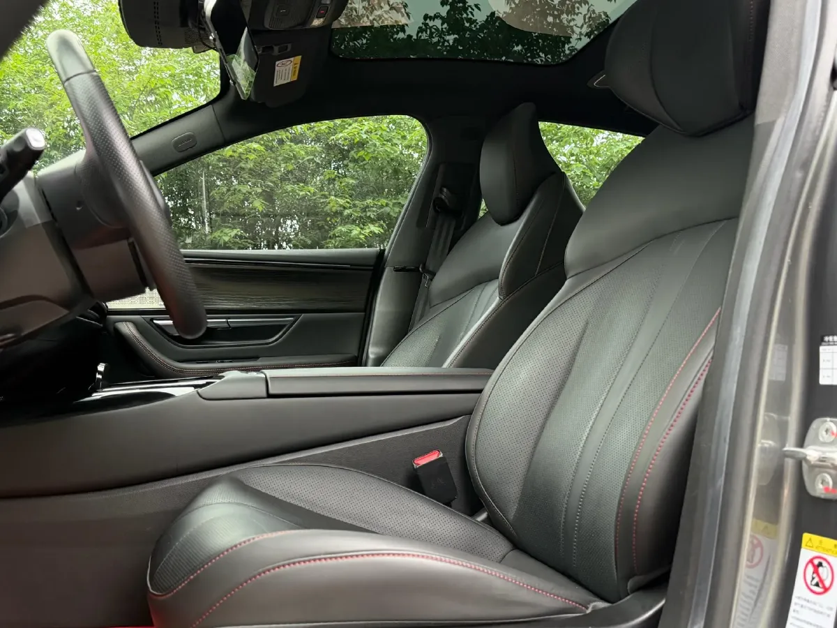 2021 Xpeng P7 BEV 83.1KWH,autocango,china used car exporter,china ev exporter,chinese used car exporter,chinese used ev exporter