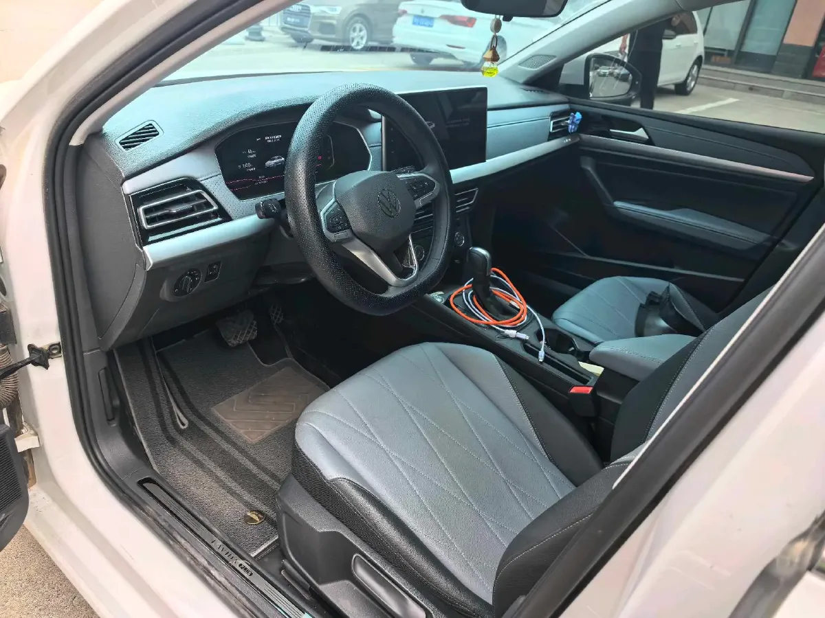 2024 Volkswagen Lavida 1.5L 110HP L4 6AT,autocango,china used car exporter,china ev exporter,chinese used car exporter,chinese used ev exporter