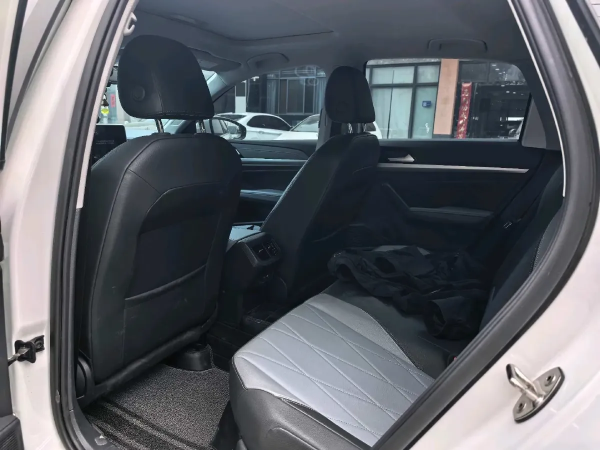 2024 Volkswagen Lavida 1.5L 110HP L4 6AT,autocango,china used car exporter,china ev exporter,chinese used car exporter,chinese used ev exporter