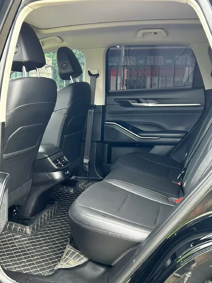 2024 Haval H6 1.5T 184HP L4 7DCT,autocango,china used car exporter,china ev exporter,chinese used car exporter,chinese used ev exporter