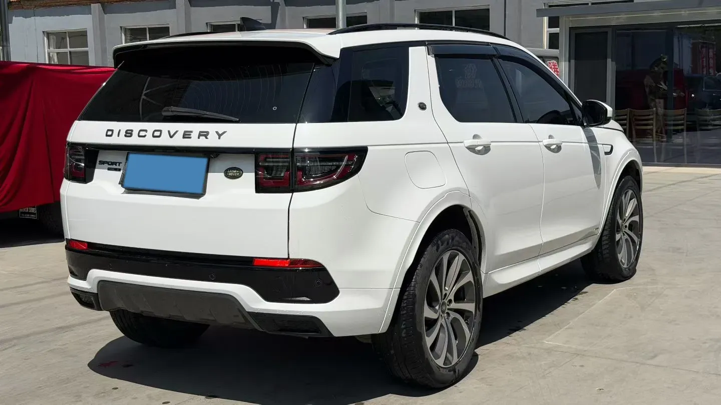 2020 Land Rover Discovery Sport 2.0T 249HP L4 9AT,autocango,china used car exporter,china ev exporter,chinese used car exporter,chinese used ev exporter