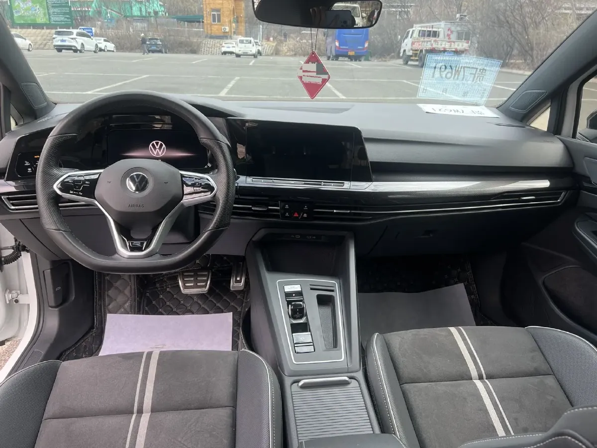 2023 Volkswagen Golf 1.4T 150HP L4 7DCT,autocango,china used car exporter,china ev exporter,chinese used car exporter,chinese used ev exporter