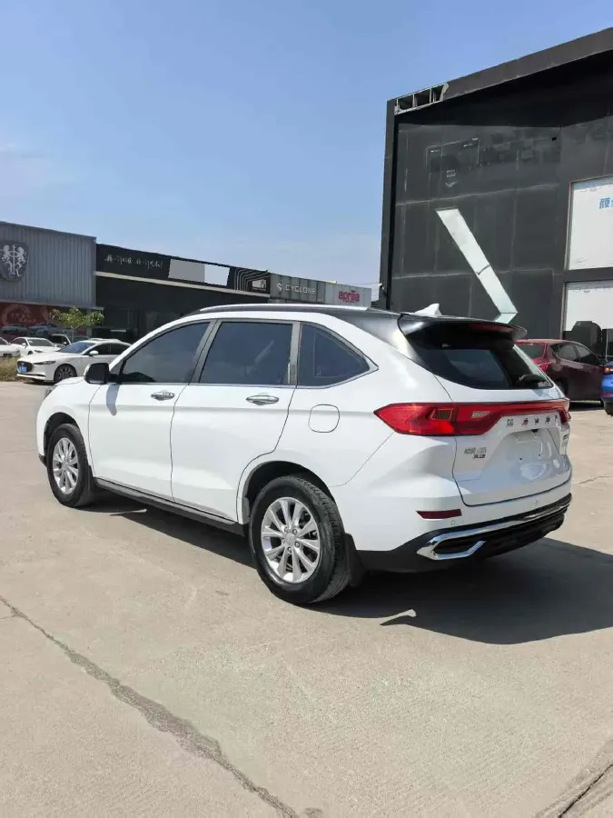 2021 Haval M6 1.5T 150HP L4 7DCT,autocango,china used car exporter,china ev exporter,chinese used car exporter,chinese used ev exporter