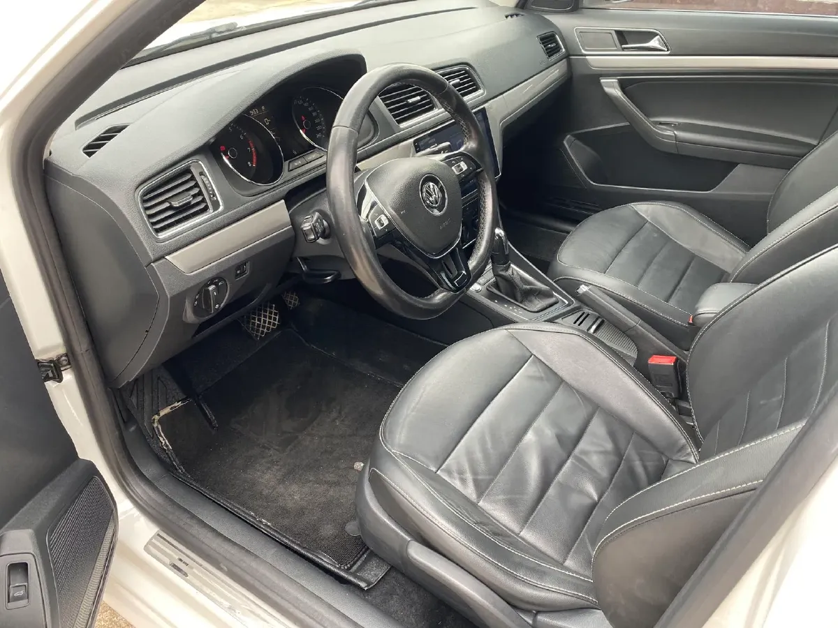 2017 Buick Excelle 1.5L 114HP L4 6AT,autocango,china used car exporter,china ev exporter,chinese used car exporter,chinese used ev exporter