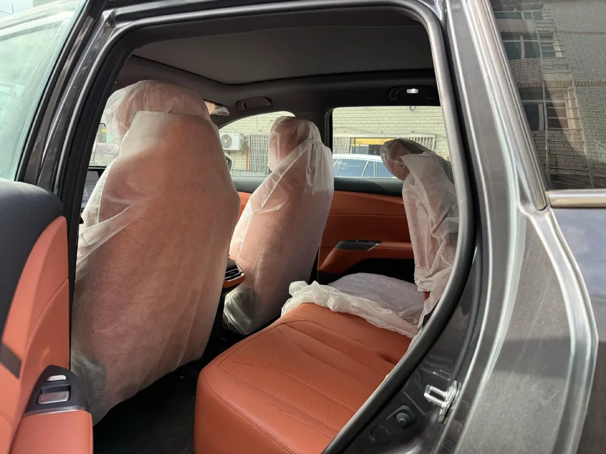 2025 ChangAn CS75 Plus 1.5T 192HP L4 8AT,autocango,china used car exporter,china ev exporter,chinese used car exporter,chinese used ev exporter