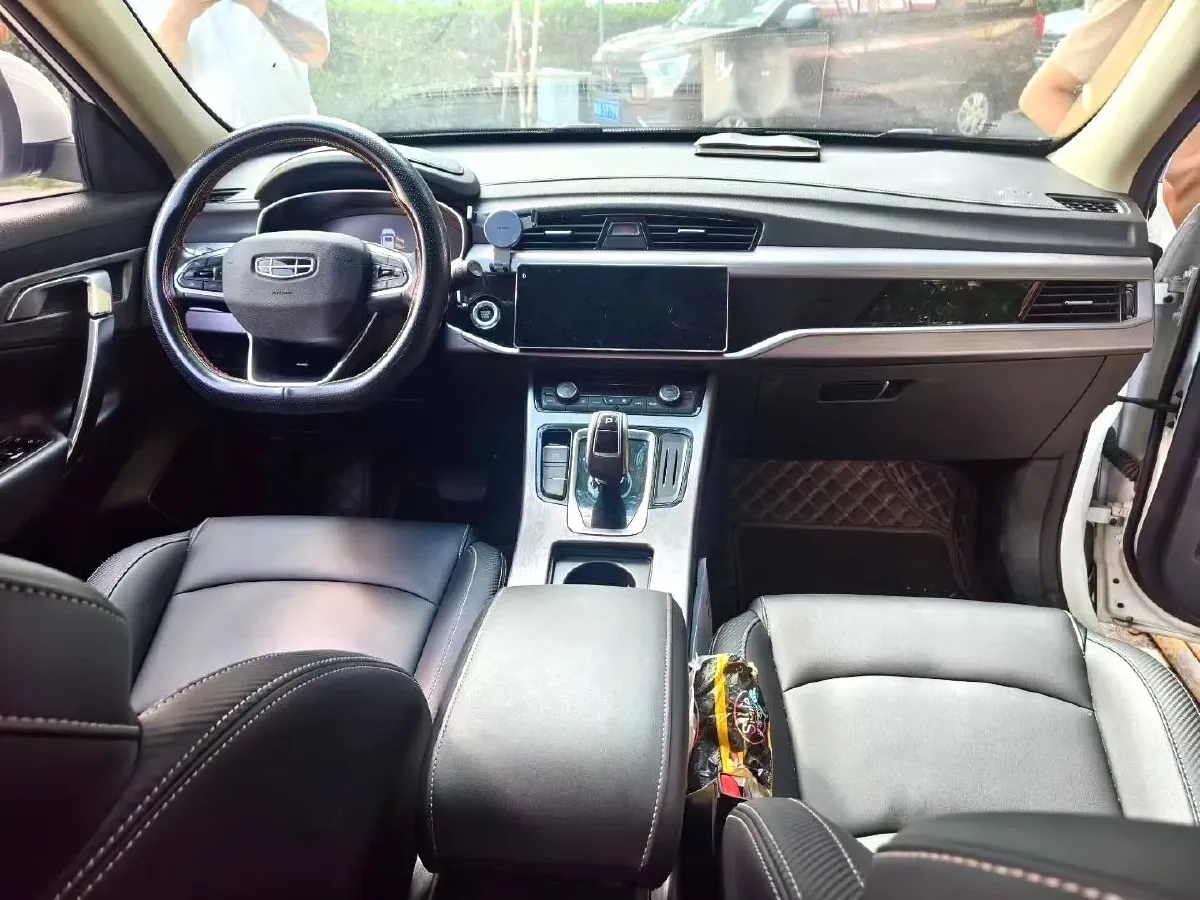 2021 Ford Escort 1.5L 122HP L3 6AT,autocango,china used car exporter,china ev exporter,chinese used car exporter,chinese used ev exporter