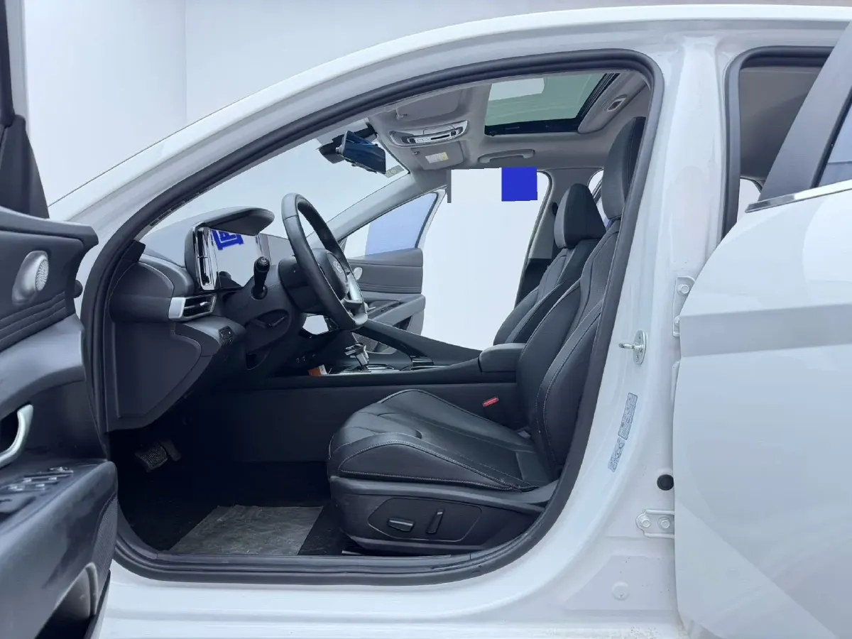 2022 Hyundai Elantra 1.5L 115HP L4 CVT,autocango,china used car exporter,china ev exporter,chinese used car exporter,chinese used ev exporter