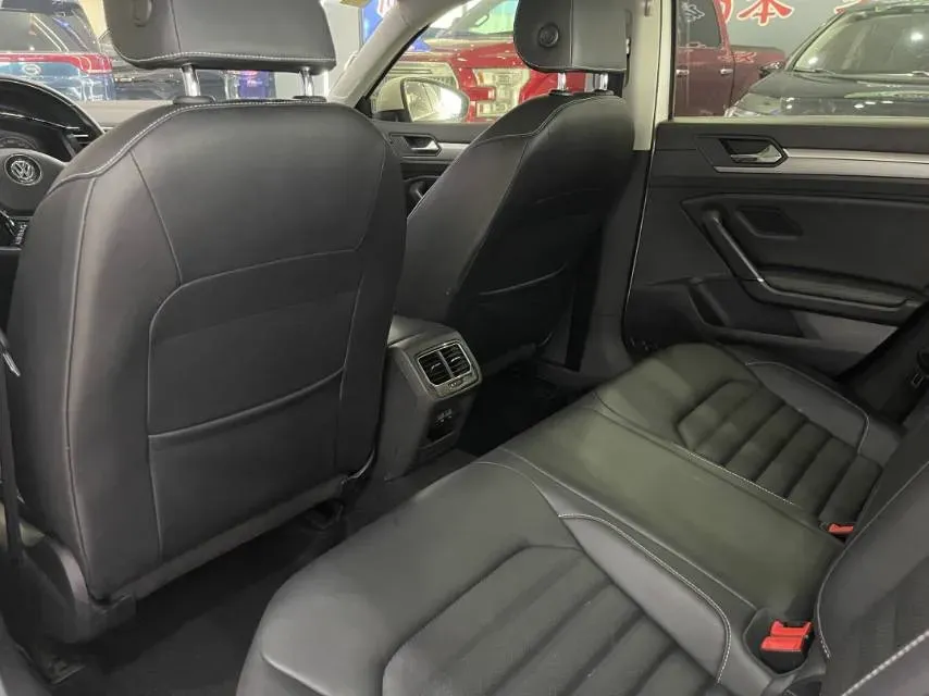 2019 Volkswagen Passat 1.4T 150HP L4 7DCT,autocango,china used car exporter,china ev exporter,chinese used car exporter,chinese used ev exporter