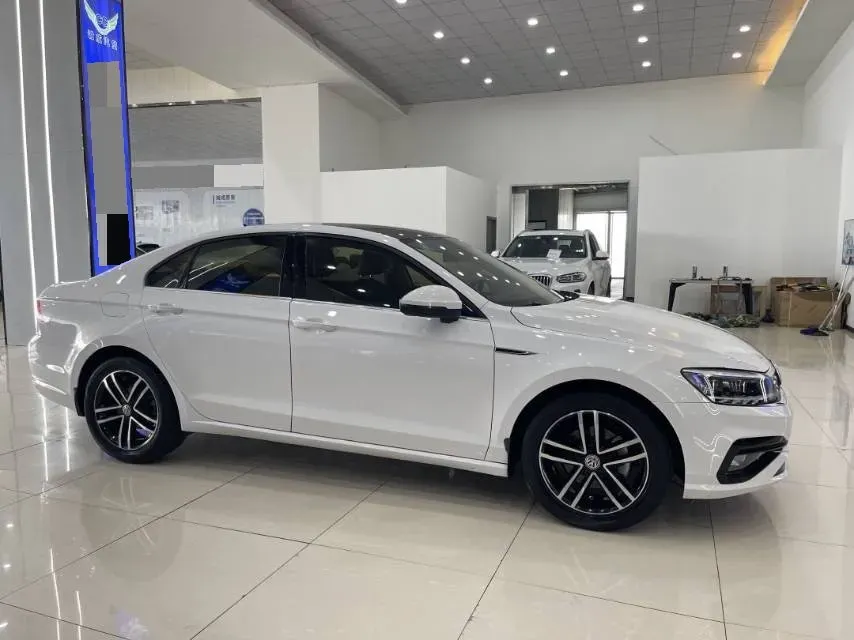 2019 Volkswagen Passat 1.4T 150HP L4 7DCT,autocango,china used car exporter,china ev exporter,chinese used car exporter,chinese used ev exporter