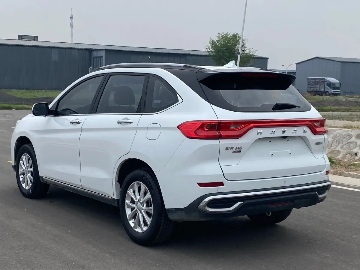 2021 Haval M6 1.5T 150HP L4 7DCT,autocango,china used car exporter,china ev exporter,chinese used car exporter,chinese used ev exporter