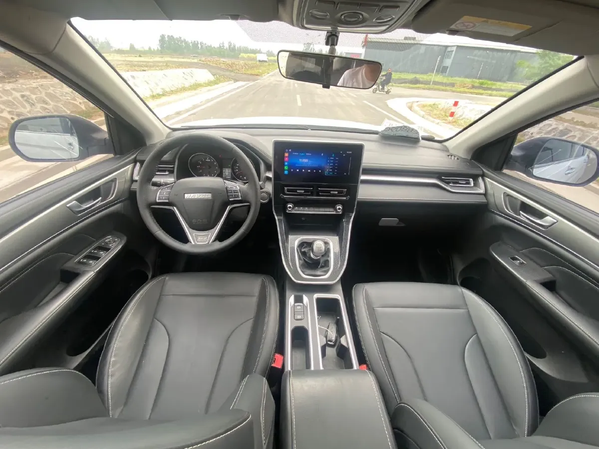 2021 Haval M6 1.5T 150HP L4 7DCT,autocango,china used car exporter,china ev exporter,chinese used car exporter,chinese used ev exporter