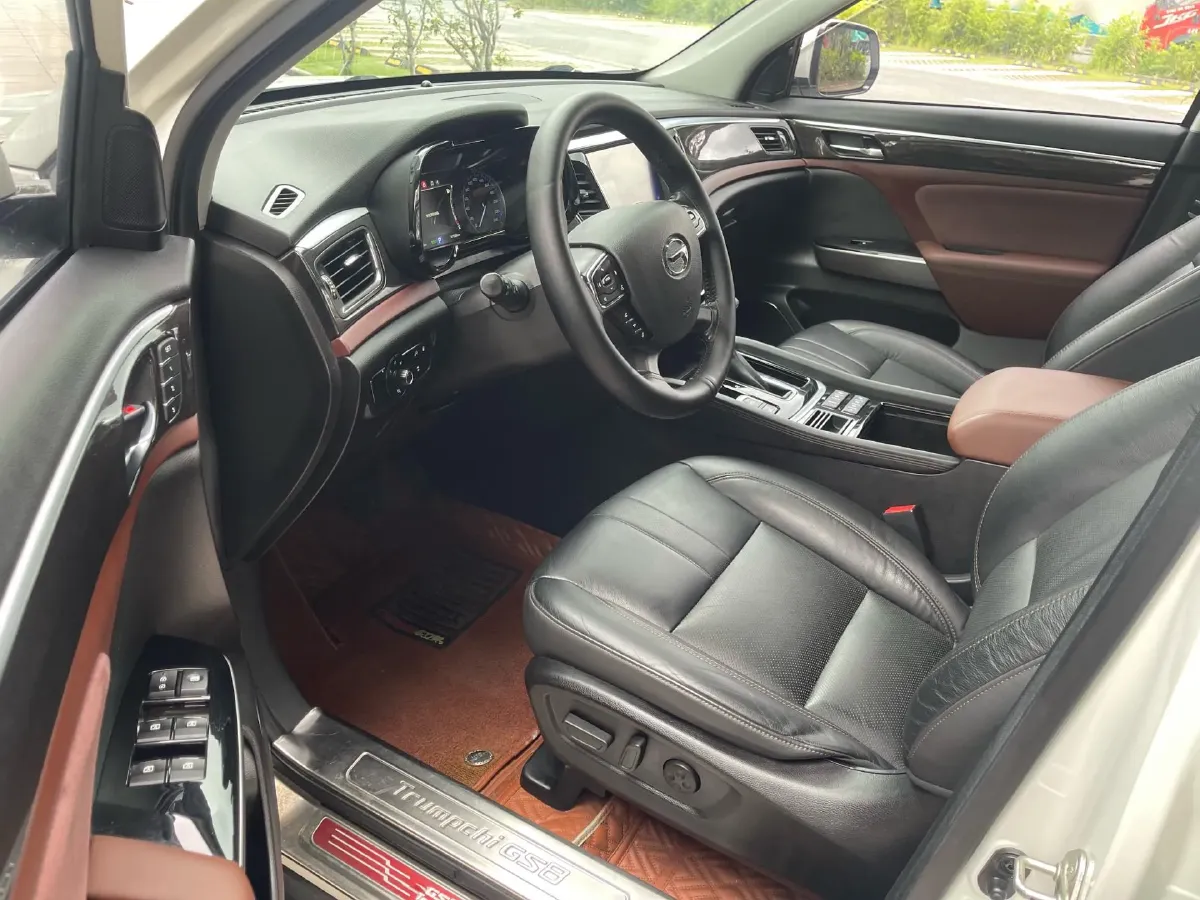 2017 GAC Trumpchi GS8 2.0T 201HP L4 6AT,autocango,china used car exporter,china ev exporter,chinese used car exporter,chinese used ev exporter