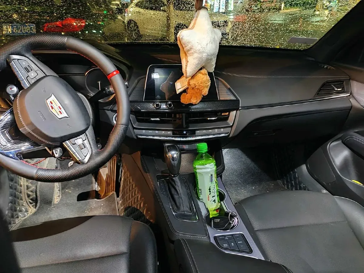 2022 Cadillac CT4 2.0T 237HP L4 8AT,autocango,china used car exporter,china ev exporter,chinese used car exporter,chinese used ev exporter