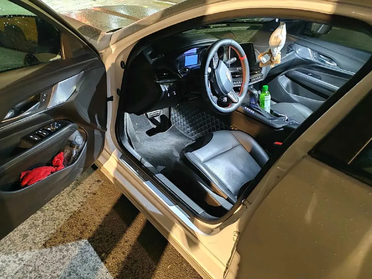 2022 Cadillac CT4 2.0T 237HP L4 8AT,autocango,china used car exporter,china ev exporter,chinese used car exporter,chinese used ev exporter