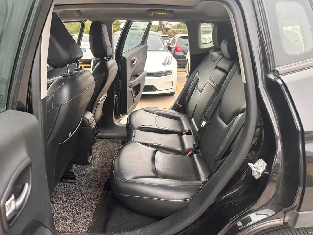 2017 Jeep Compass 1.4T 165HP L4 7DCT,autocango,china used car exporter,china ev exporter,chinese used car exporter,chinese used ev exporter