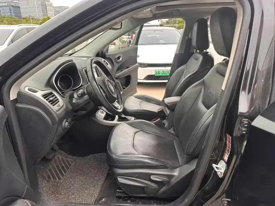 2017 Jeep Compass 1.4T 165HP L4 7DCT,autocango,china used car exporter,china ev exporter,chinese used car exporter,chinese used ev exporter