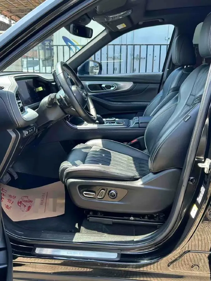 2022 GAC Trumpchi GS8 2.0T 252HP L4 8AT,autocango,china used car exporter,china ev exporter,chinese used car exporter,chinese used ev exporter