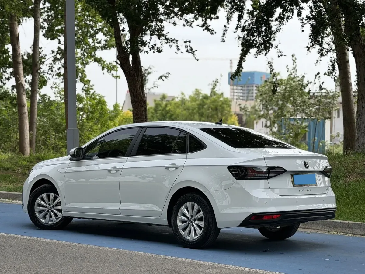 2023 Volkswagen Lavida 1.5L 110HP L4 6AT,autocango,china used car exporter,china ev exporter,chinese used car exporter,chinese used ev exporter