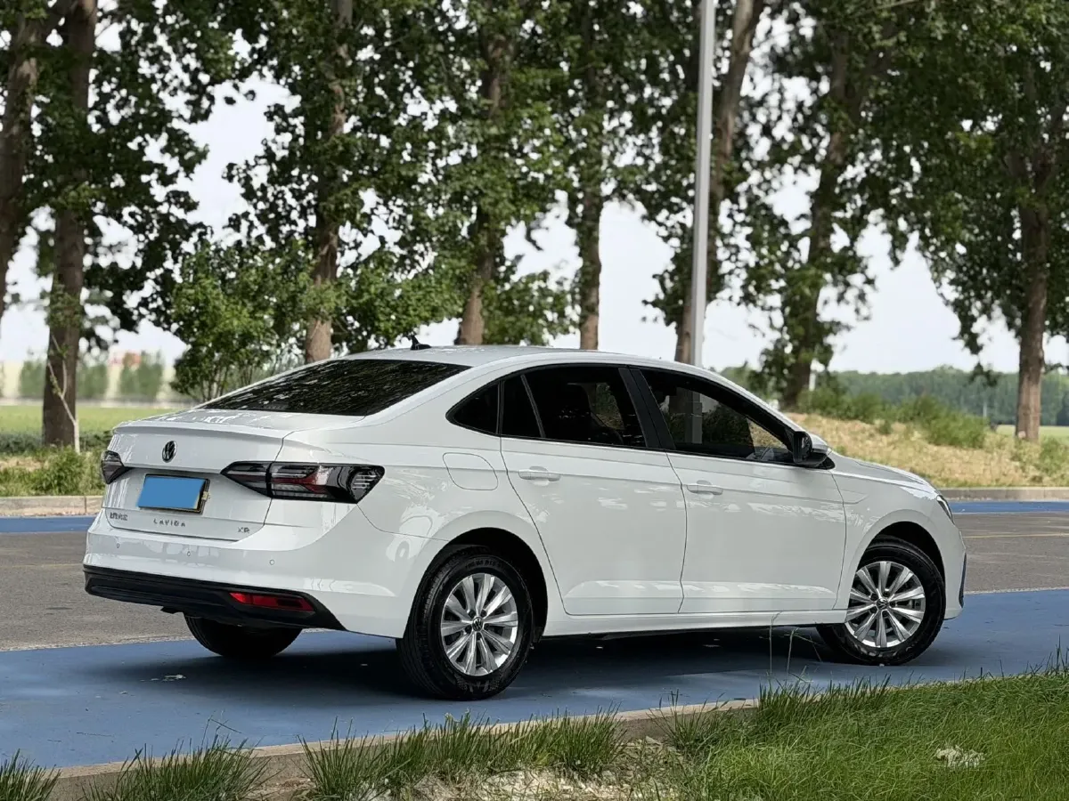 2023 Volkswagen Lavida 1.5L 110HP L4 6AT,autocango,china used car exporter,china ev exporter,chinese used car exporter,chinese used ev exporter