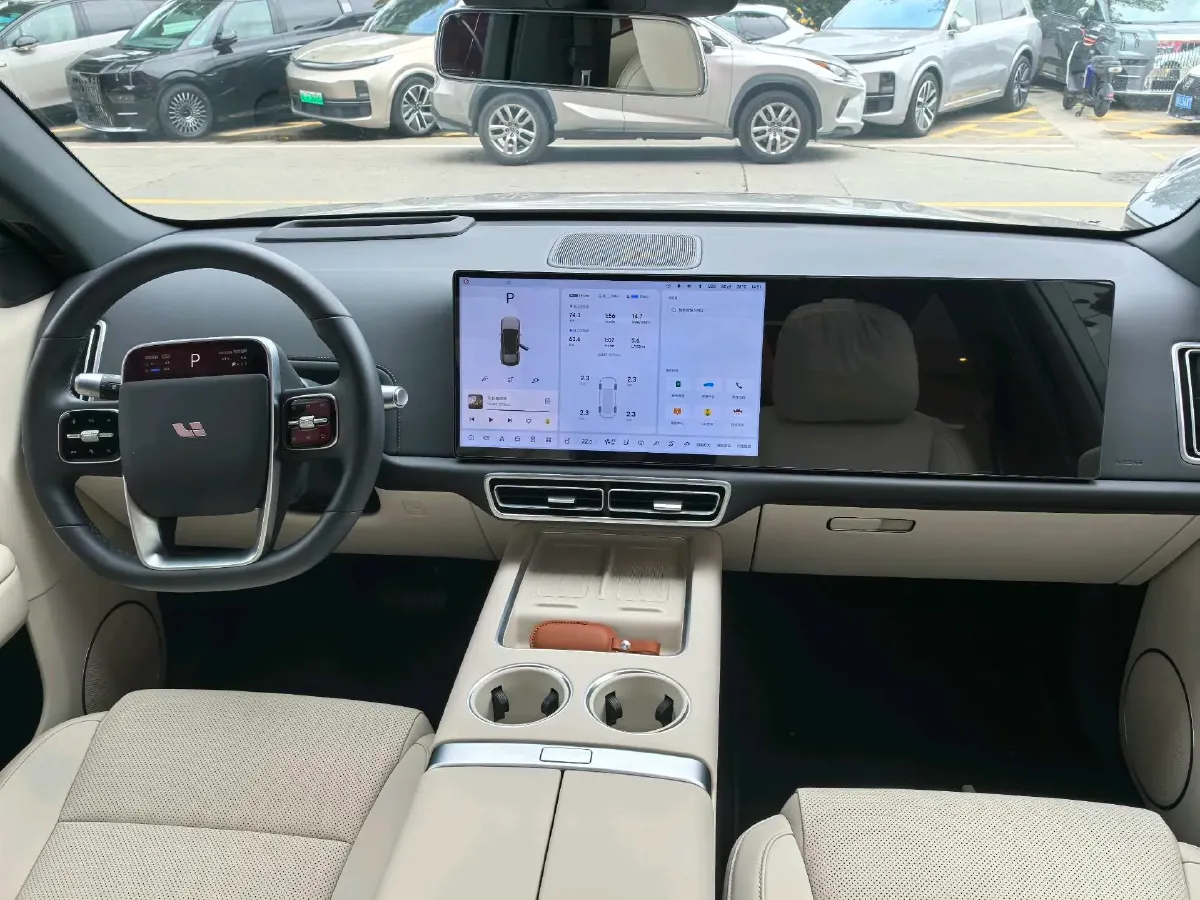 2024 Li L6 Range Extended 154HP L4 REEV 36.8KWH,autocango,china used car exporter,china ev exporter,chinese used car exporter,chinese used ev exporter